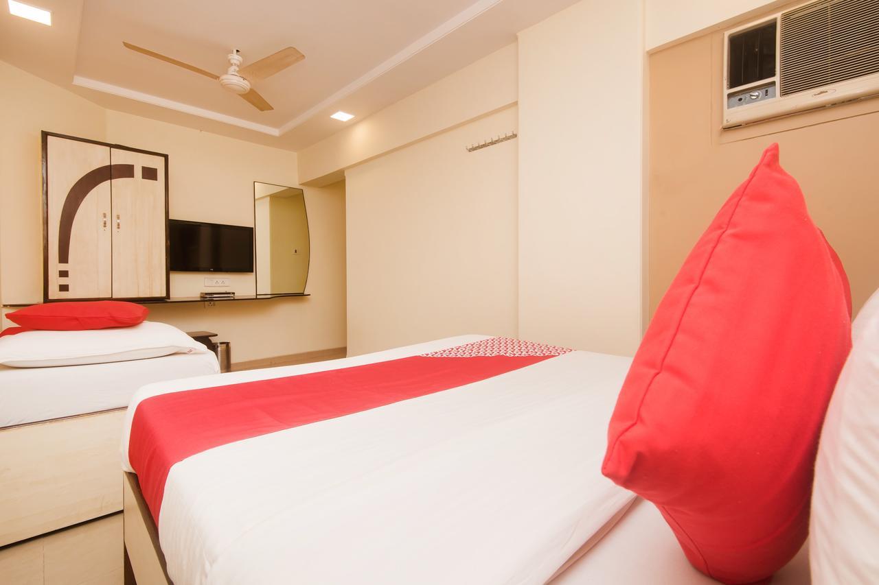Hotel Kalpana Palace, Мумбаи Экстерьер фото